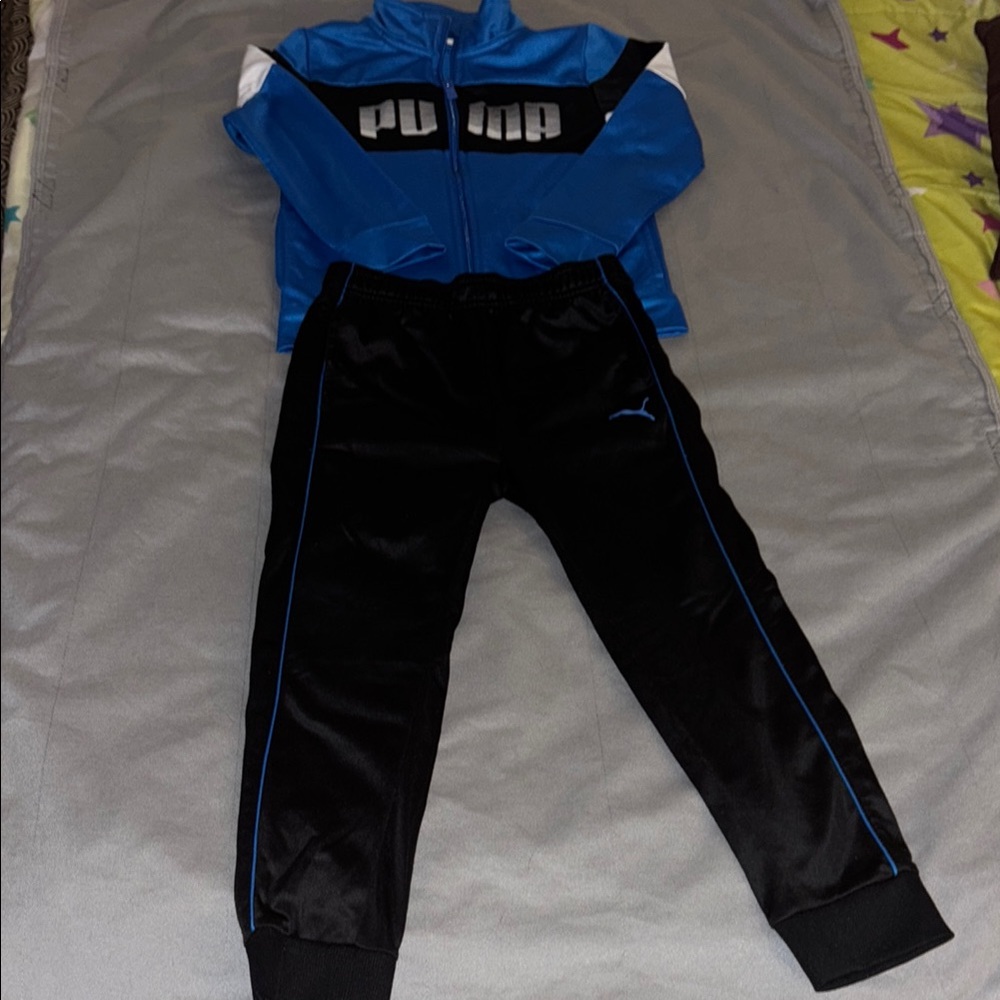 Puma Black and Blue Sweatpants Jogger Set